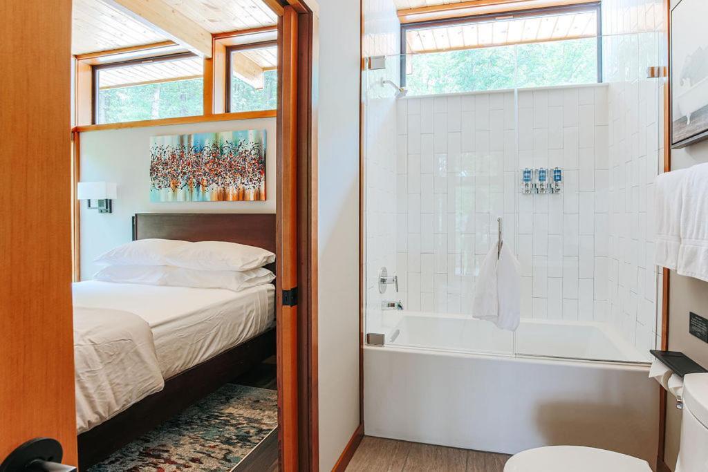 ホテル Piedmont Grove Roseland 部屋 写真