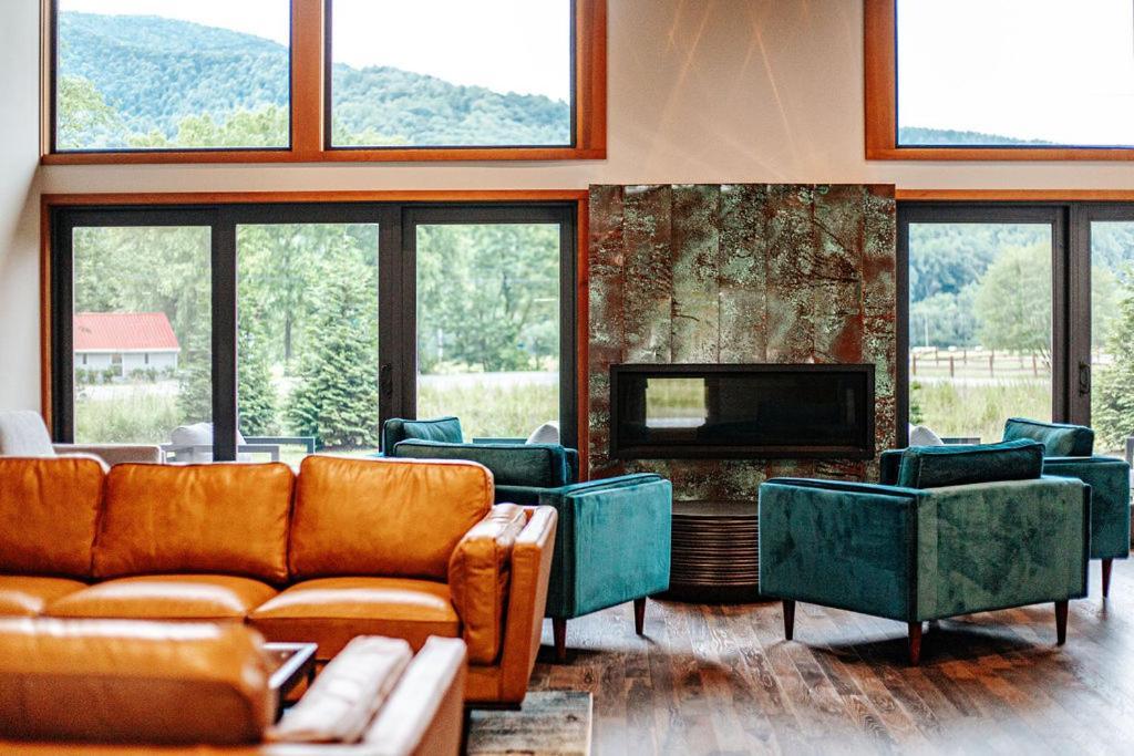 ホテル Piedmont Grove Roseland エクステリア 写真