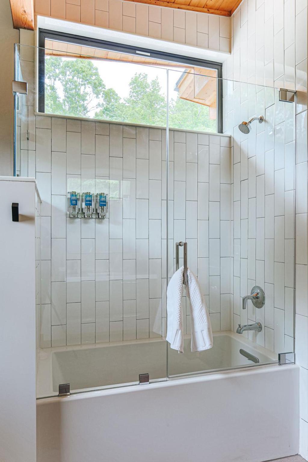 ホテル Piedmont Grove Roseland 部屋 写真